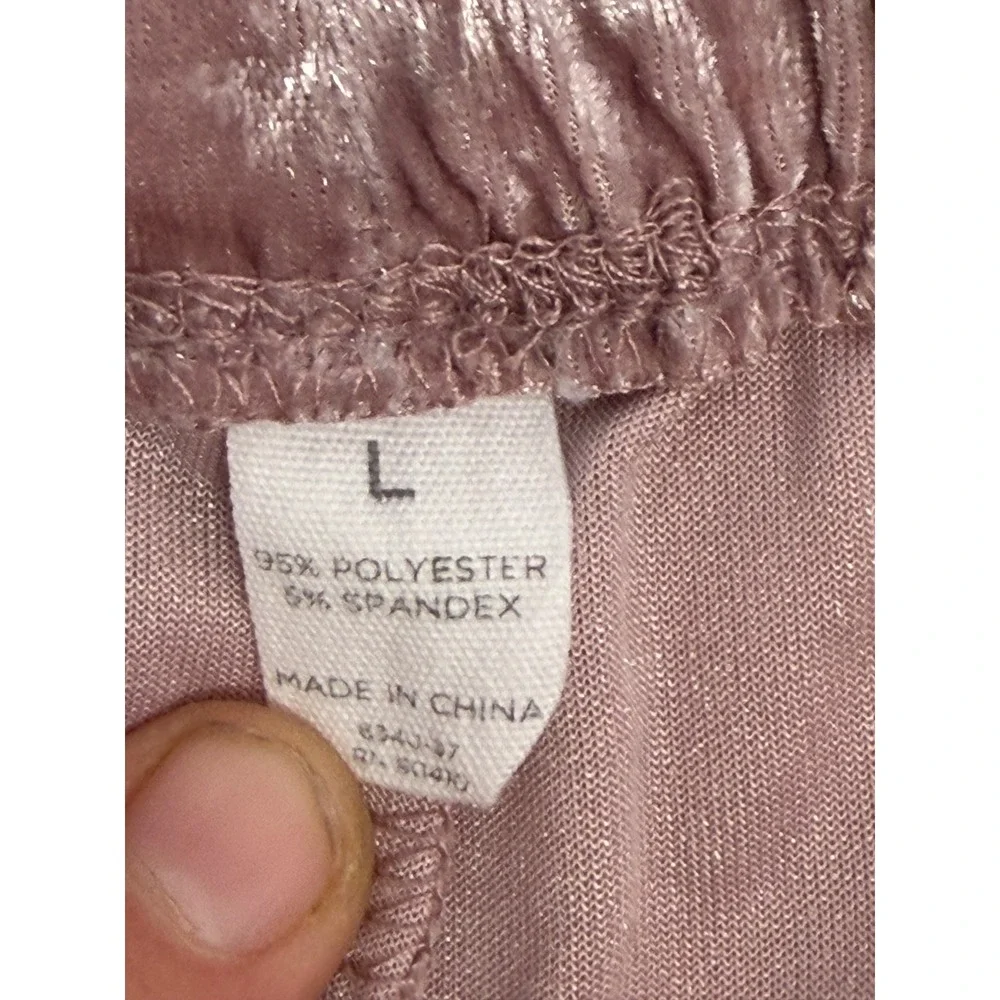 Danskin Womens Pink Crushed Velvet Pajama Set Short‎ Sleeve Button Top Cozy NWOT